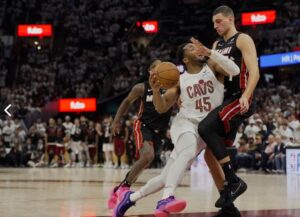 23042025-nba-playoff-game-clevelend-miami