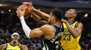 27042025-nba-playoff-game-4-pacers-bucks