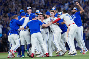toronto-blue-jays-mariners-game-7-latest-playoff-news