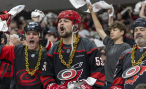 nhl-playoff-senators-hurricanes-game-1